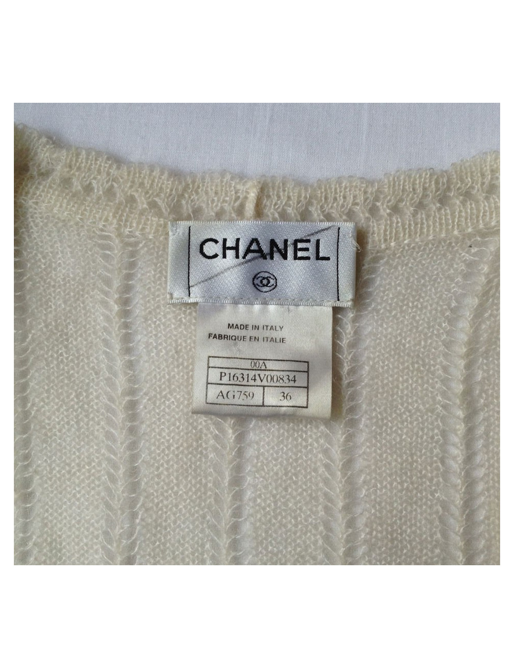 cache-coeur CHANEL T36 écru