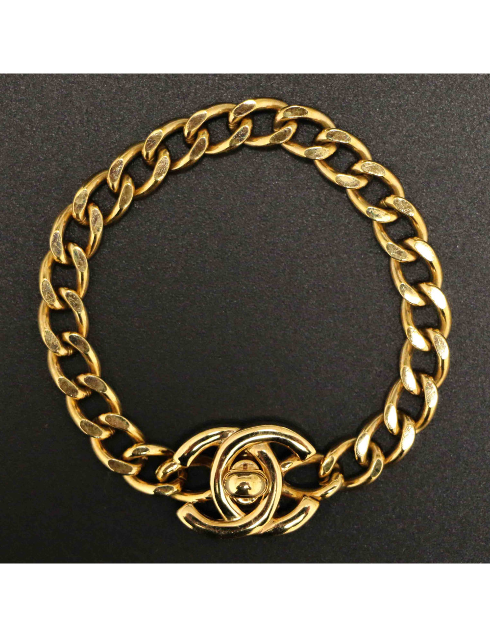 Bracelet CC turn lock CHANEL