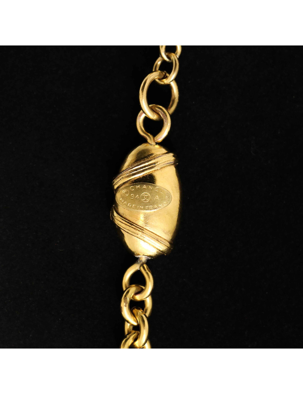 Sautoir CHANEL doré vintage