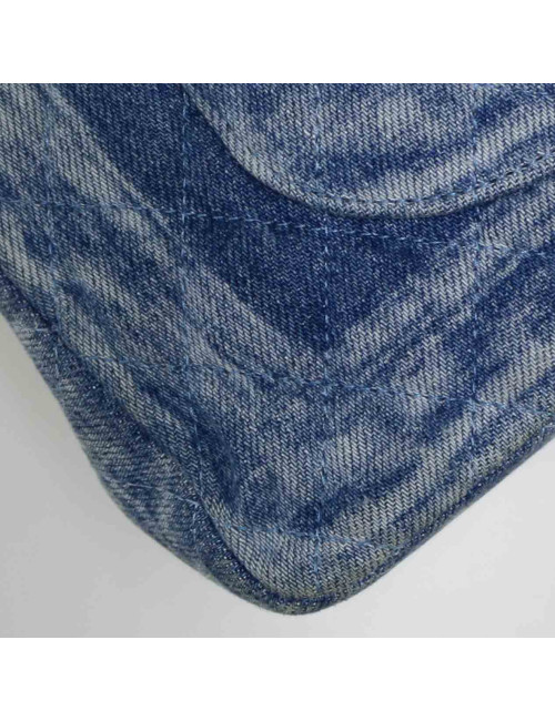 Sac Timeless CHANEL denim bleu delavé