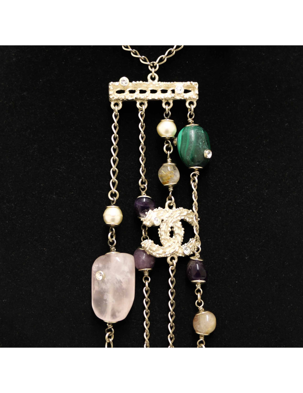 CHANEL stones and pearls necklace