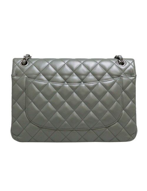 Jumbo CHANEL cuir lisse matelassé gris