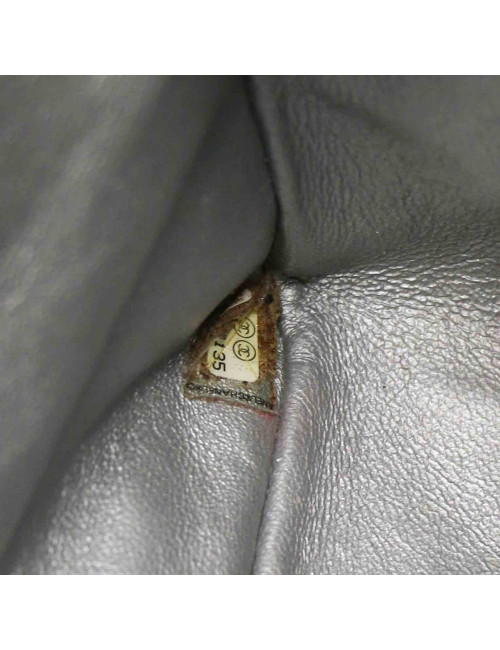 Jumbo CHANEL cuir lisse matelassé gris