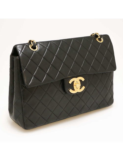 CHANEL Vintage Maxi jumbo