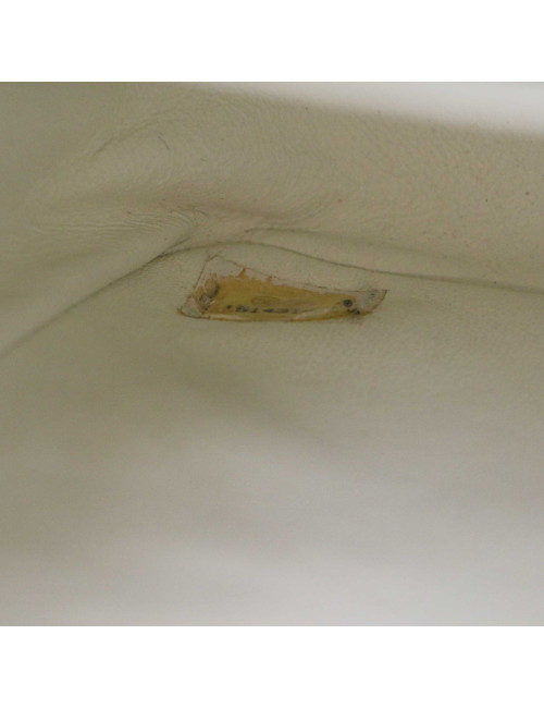 Jumbo CHANEL cuir grainé blanc