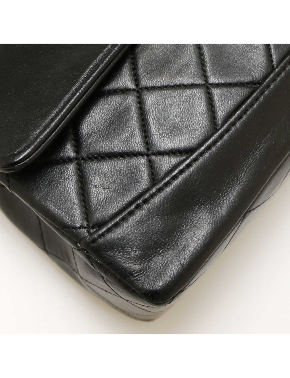 Sac vintage CHANEL classique noir