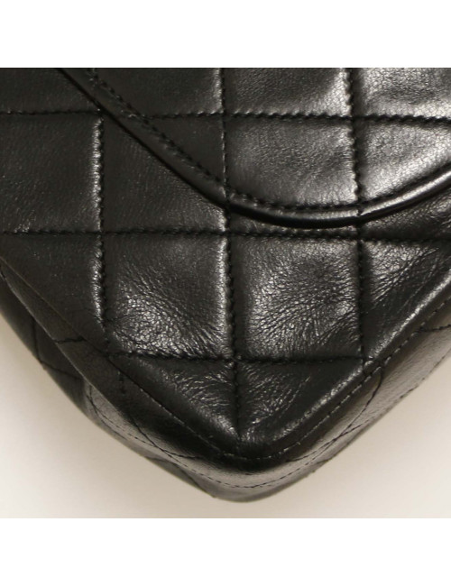 Timeless CHANEL noir 