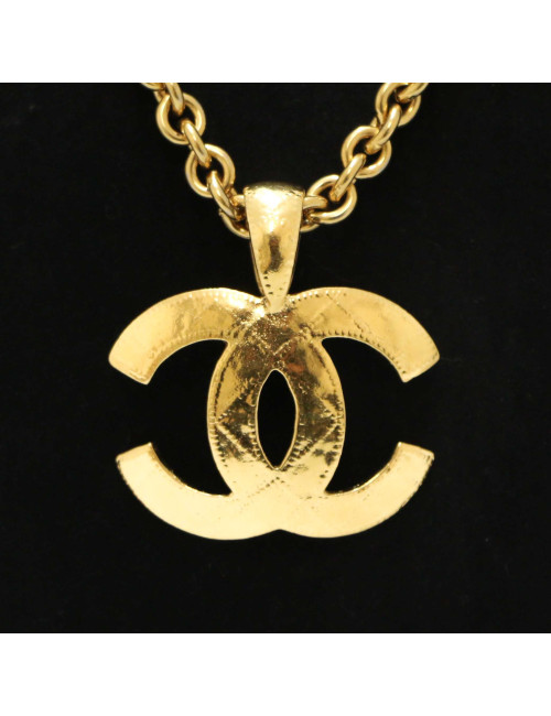 Long collier CHANEL CC matelassé doré