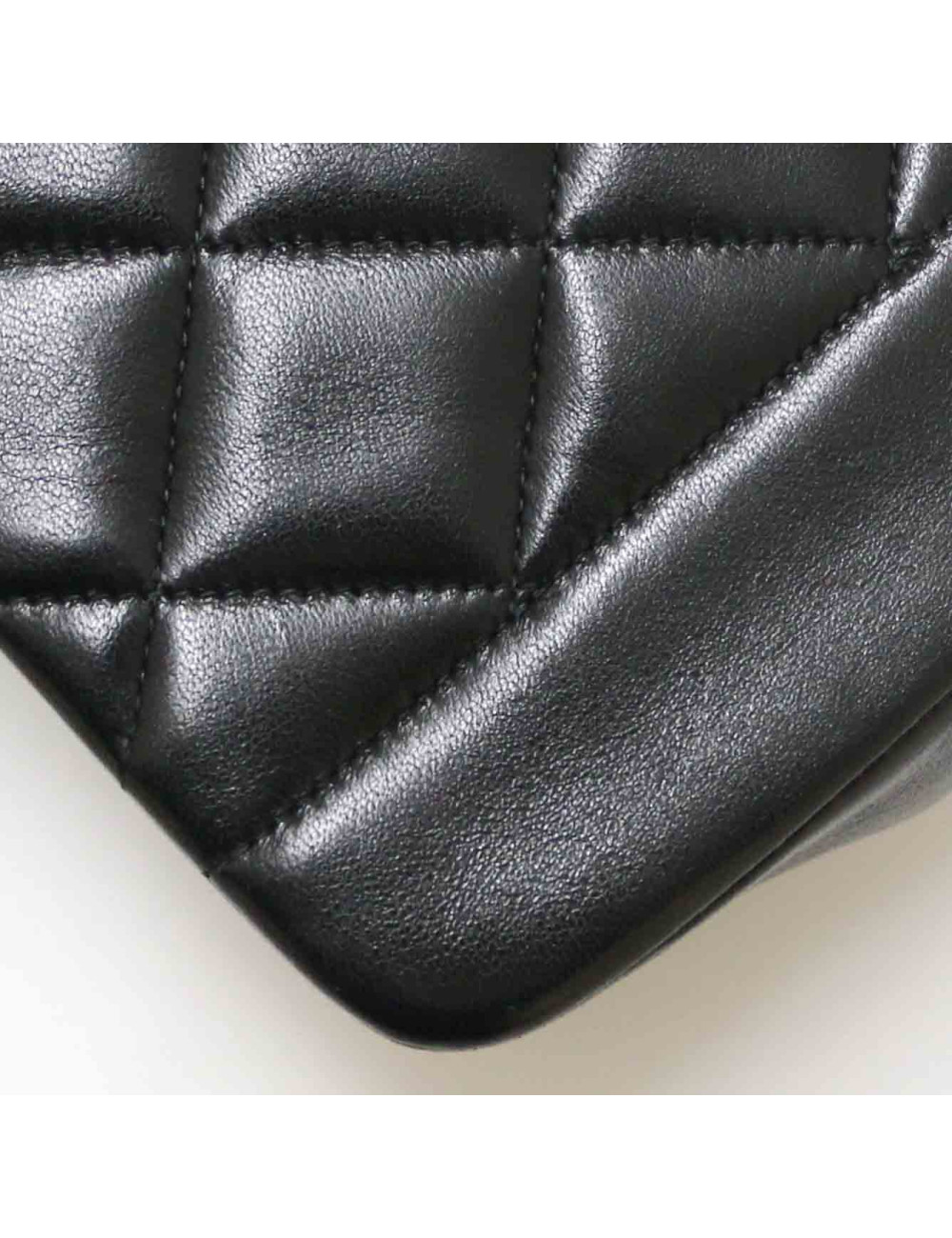 Sac CHANEL Diana cuir noir