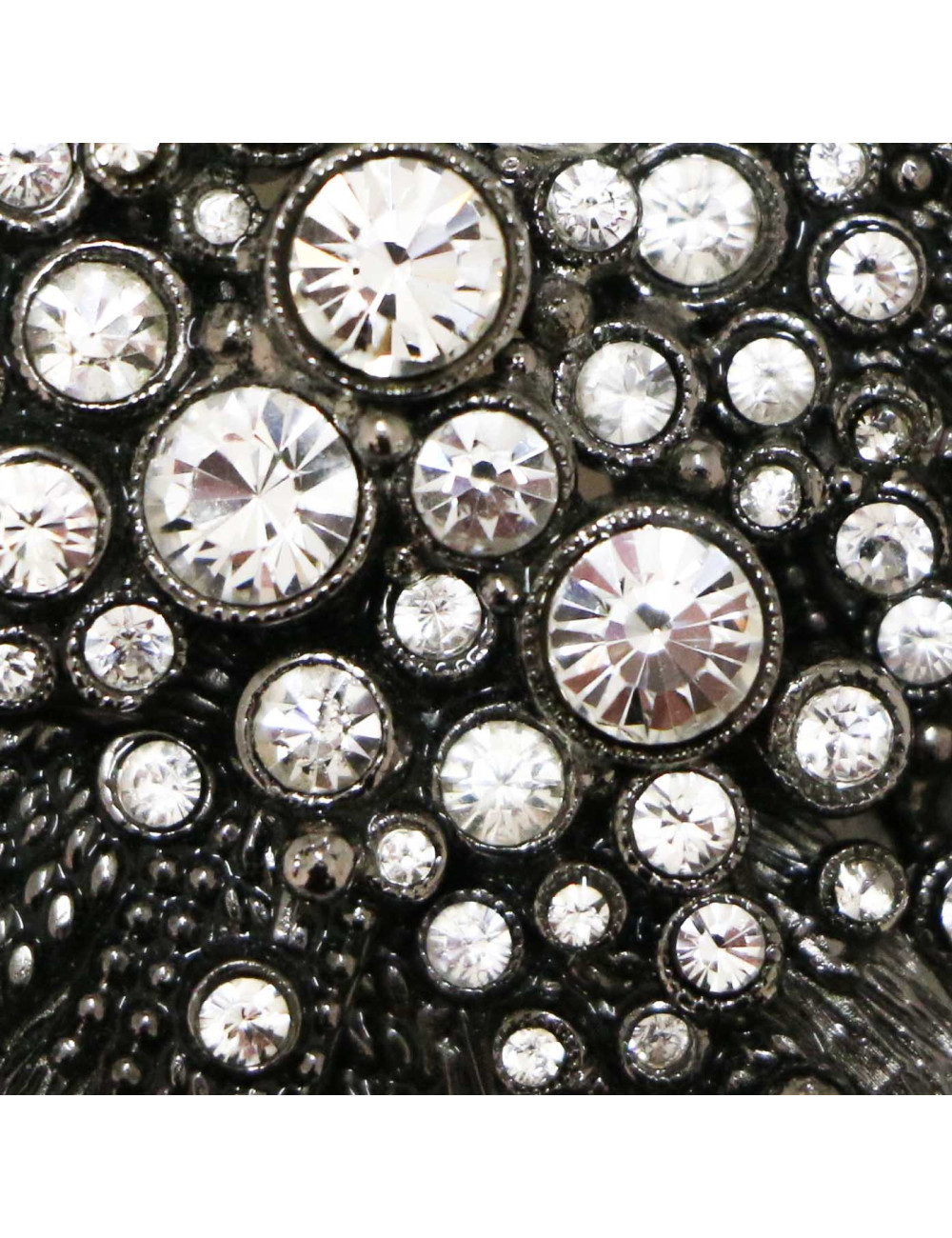 Broche CHANEL Couture noire