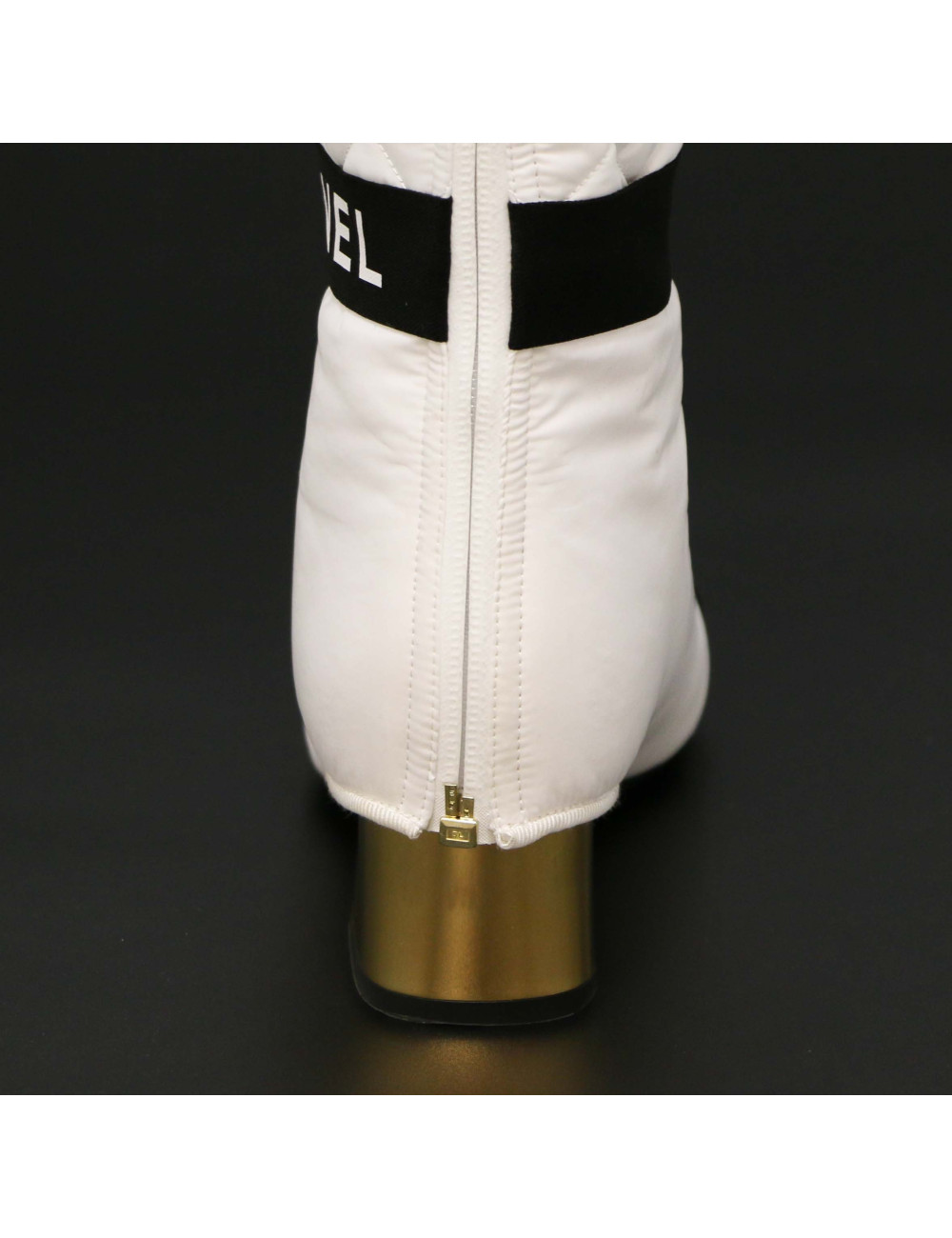 Bottes CHANEL T37  Collector guetres amovibles blanches