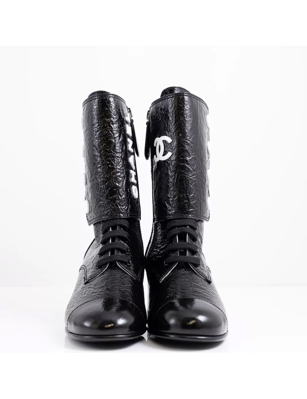 Boots CHANEL T 37 noires