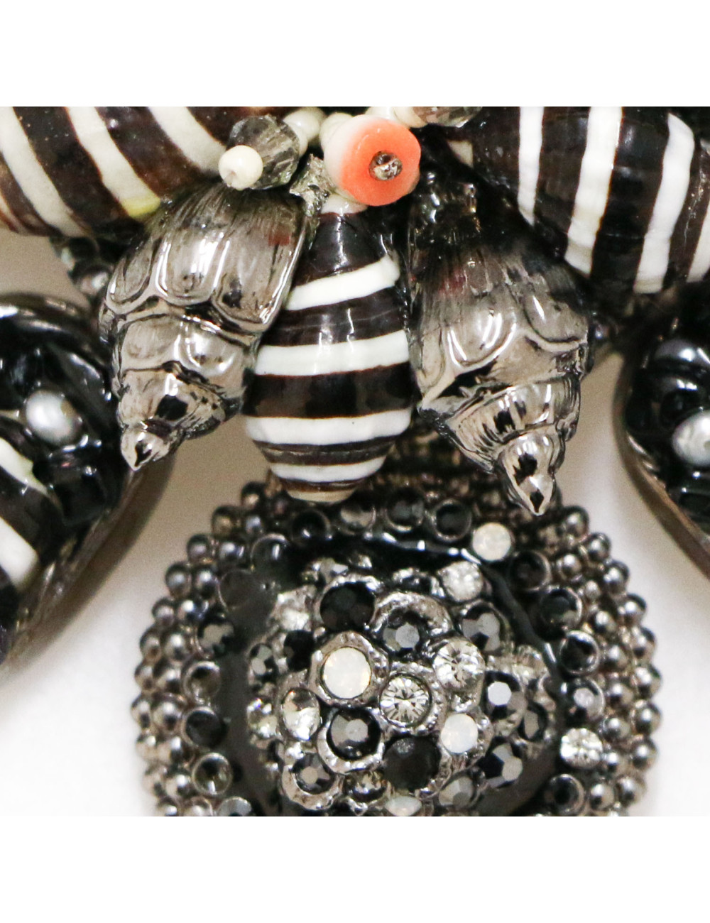 Broche CHANEL Couture