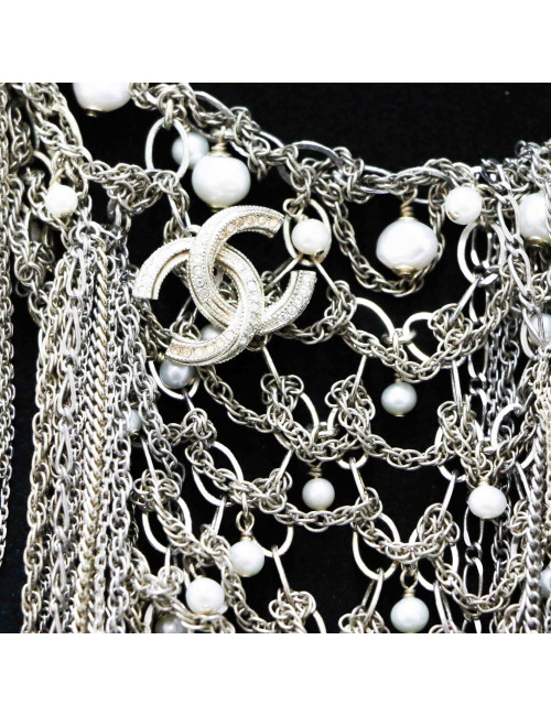 Plastron CHANEL chainettes perles