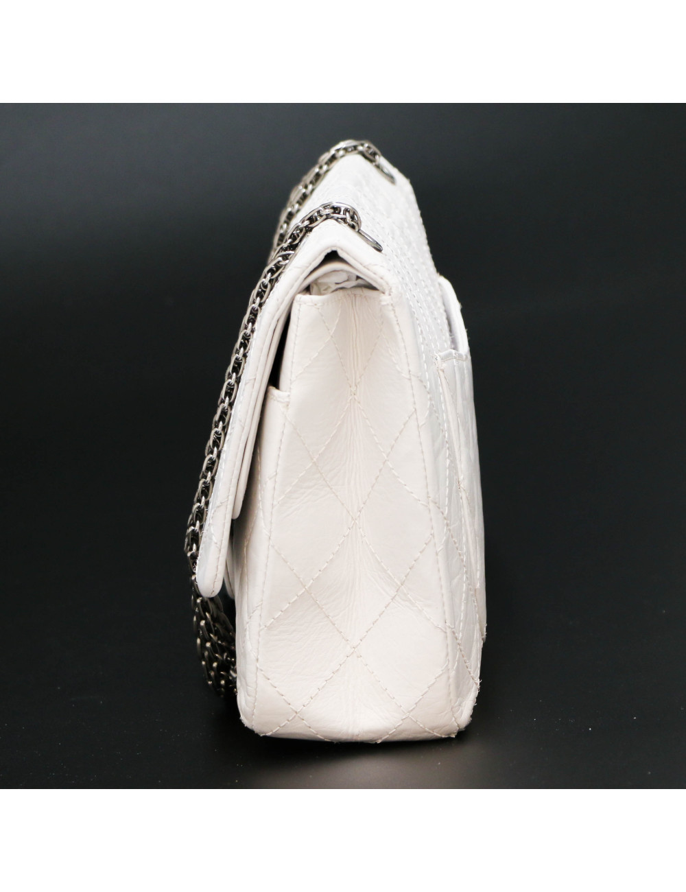 Jumbo CHANEL cuir froissé blanc