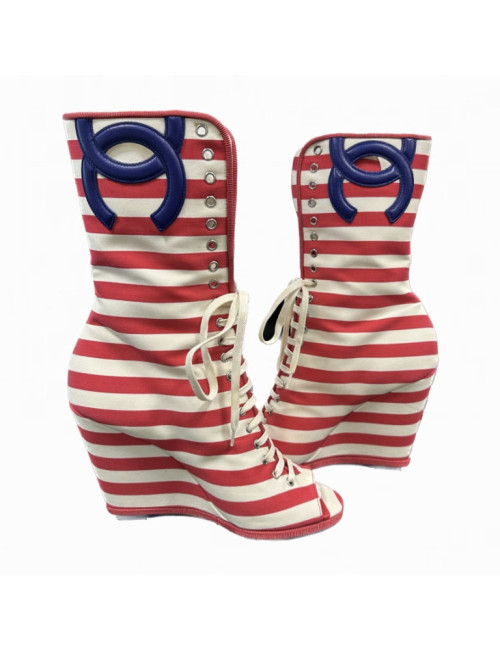 Boots CHANEL rayées rose et blanc