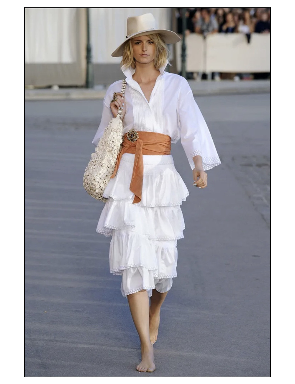 Large ceinture CHANEL veau velours corail