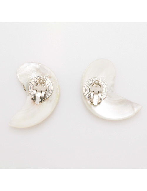 Boucles d'oreille nacre, corail et brillants