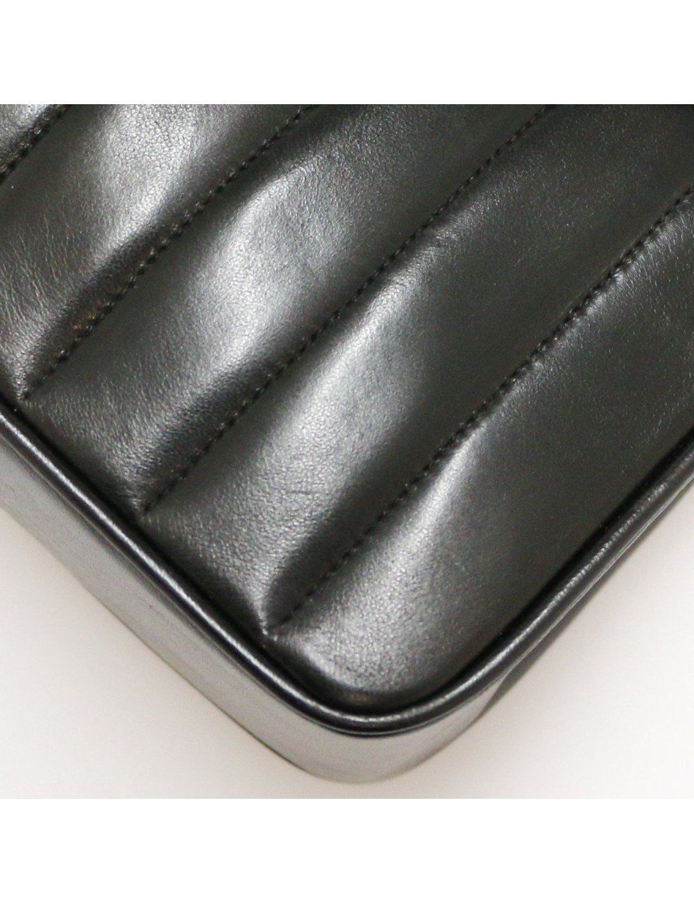 Sac chevron CHANEL vintage