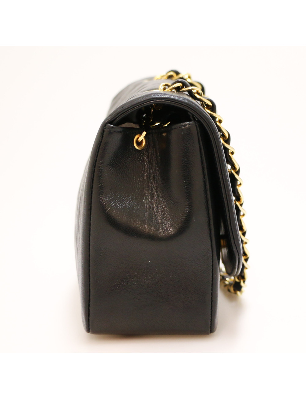 Petit CHANEL Diana vintage