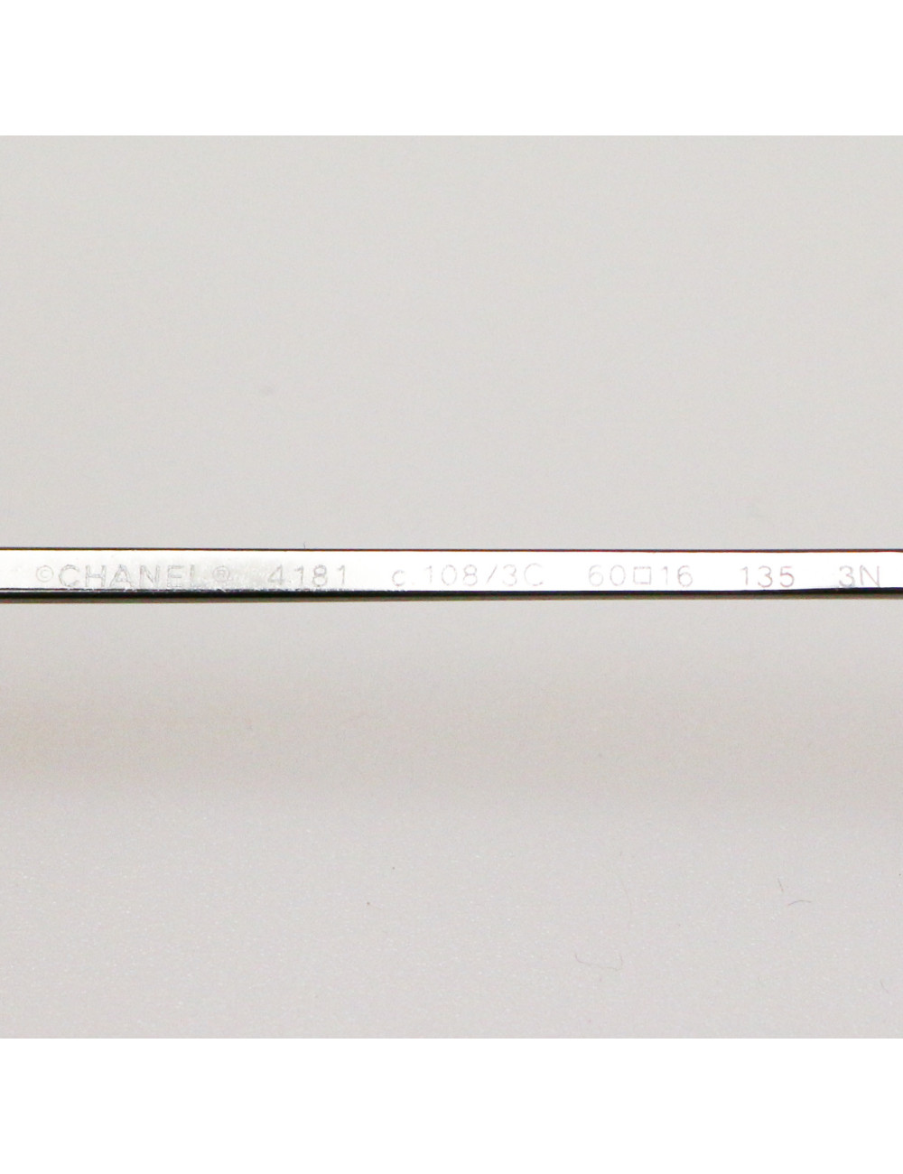 Lunettes de soleil CHANEL