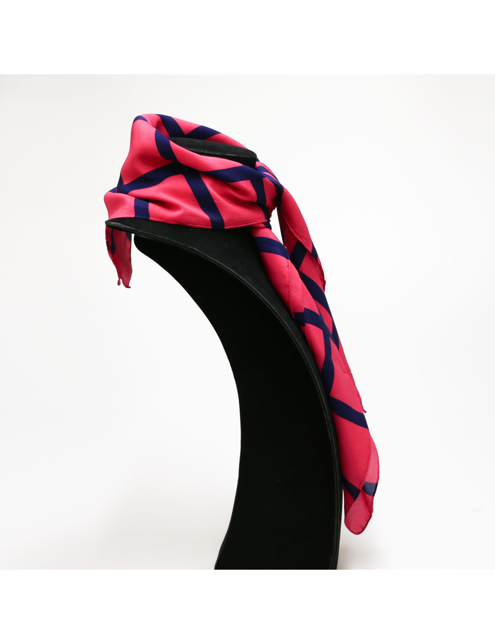 Foulard CHANEL voile de soie