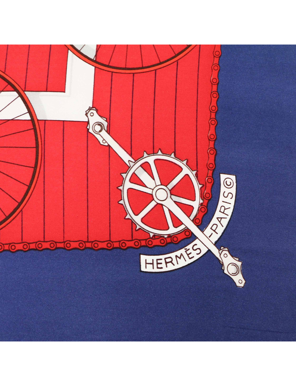 Carré HERMES soie 100 %