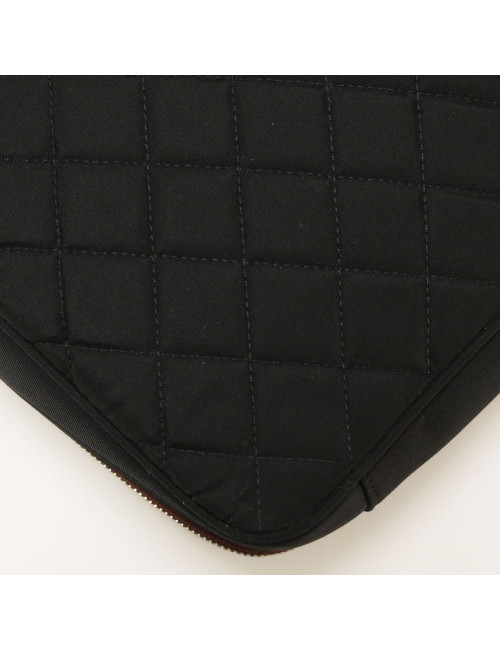 Pochette CHANEL toile matelassée noire