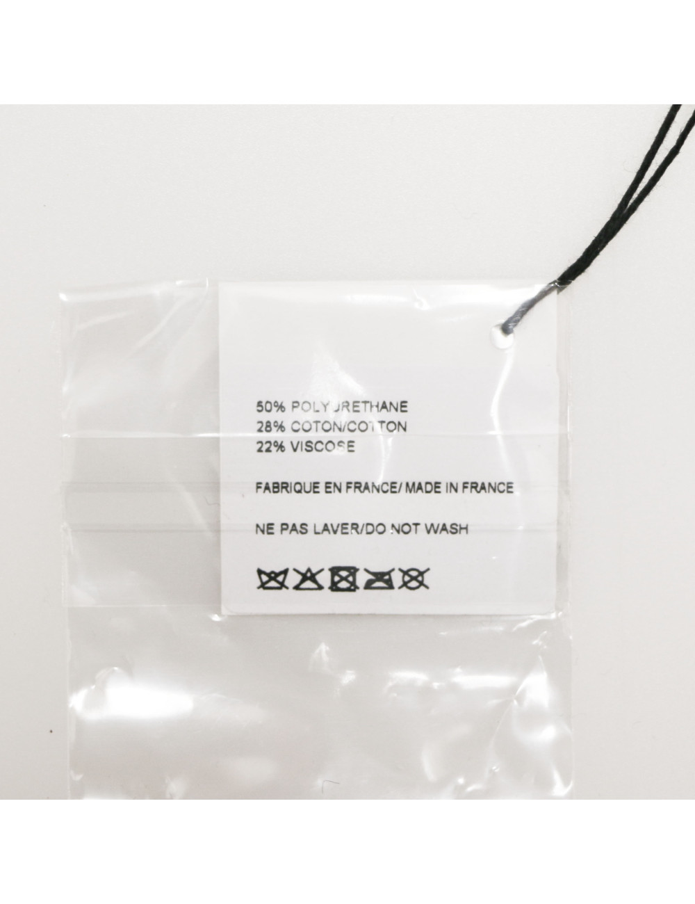 Chapeau CHANEL transparent