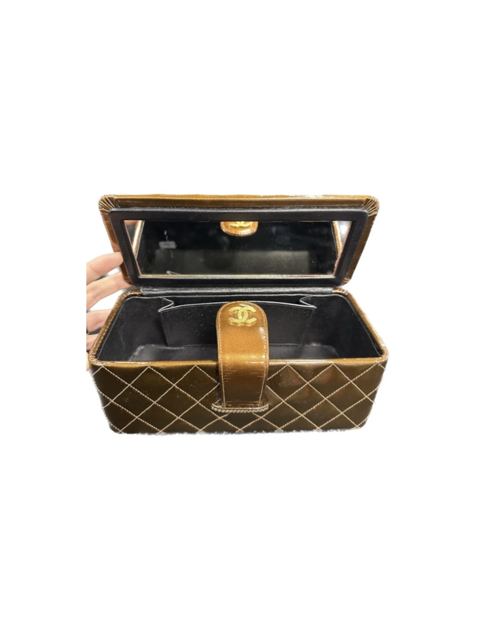 CHANEL Vanity case bronze irisé