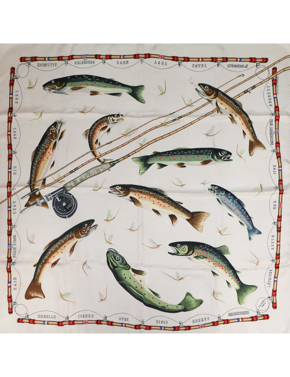 Carré HERMES soie 100 %