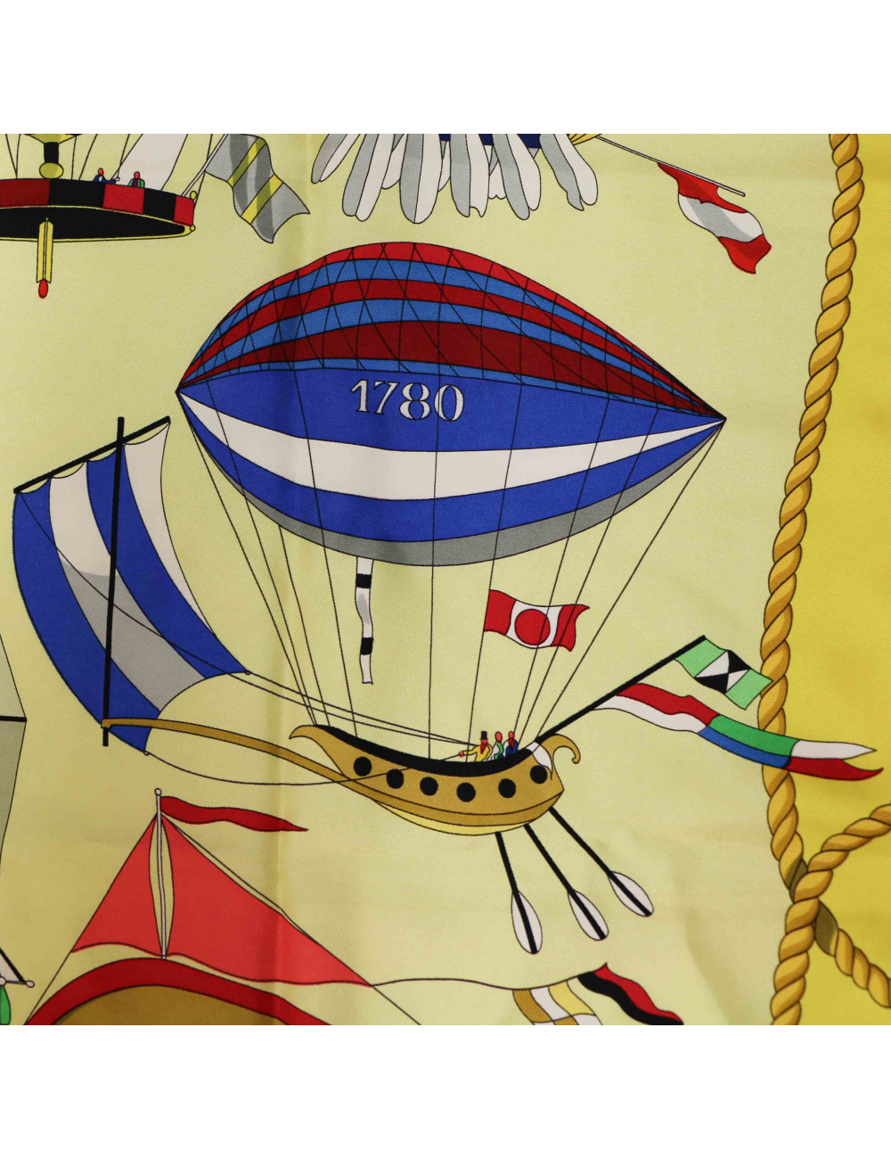 Carré HERMES Les folies du ciel