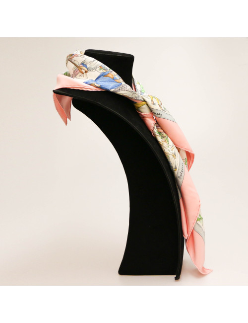 Carré HERMES Costumes Civils rose