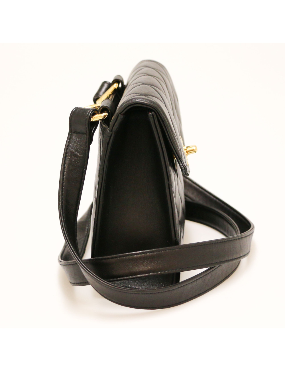 Sac CHANEL matelassé noir 