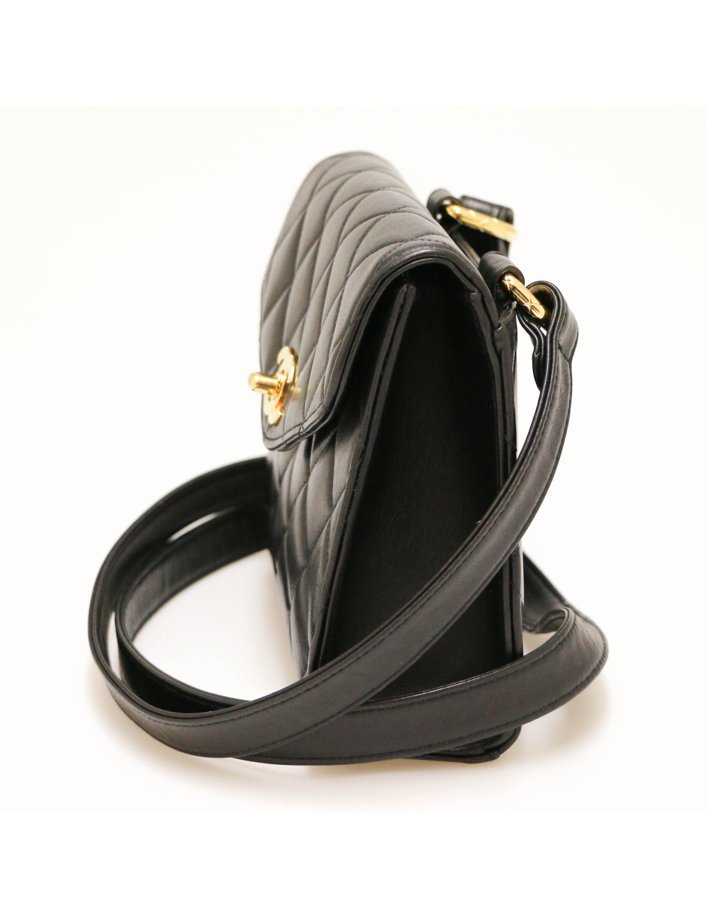 Sac CHANEL matelassé noir 