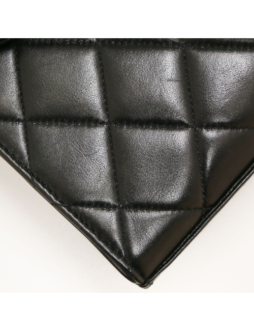 Sac CHANEL matelassé noir 