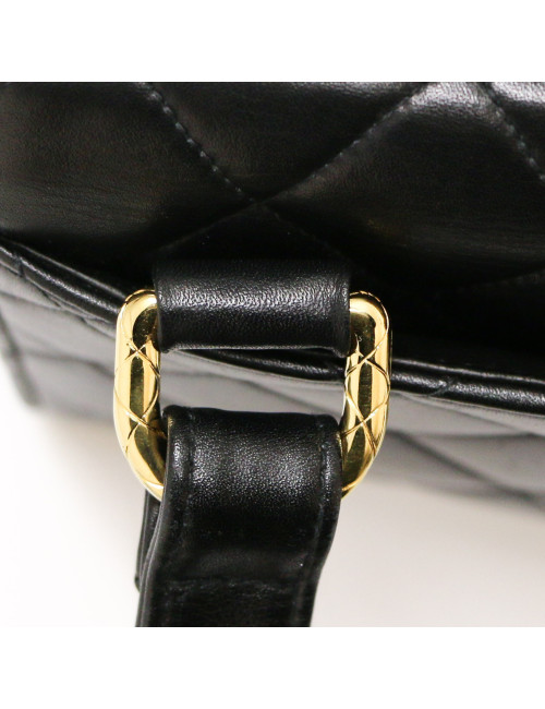 Sac CHANEL matelassé noir 