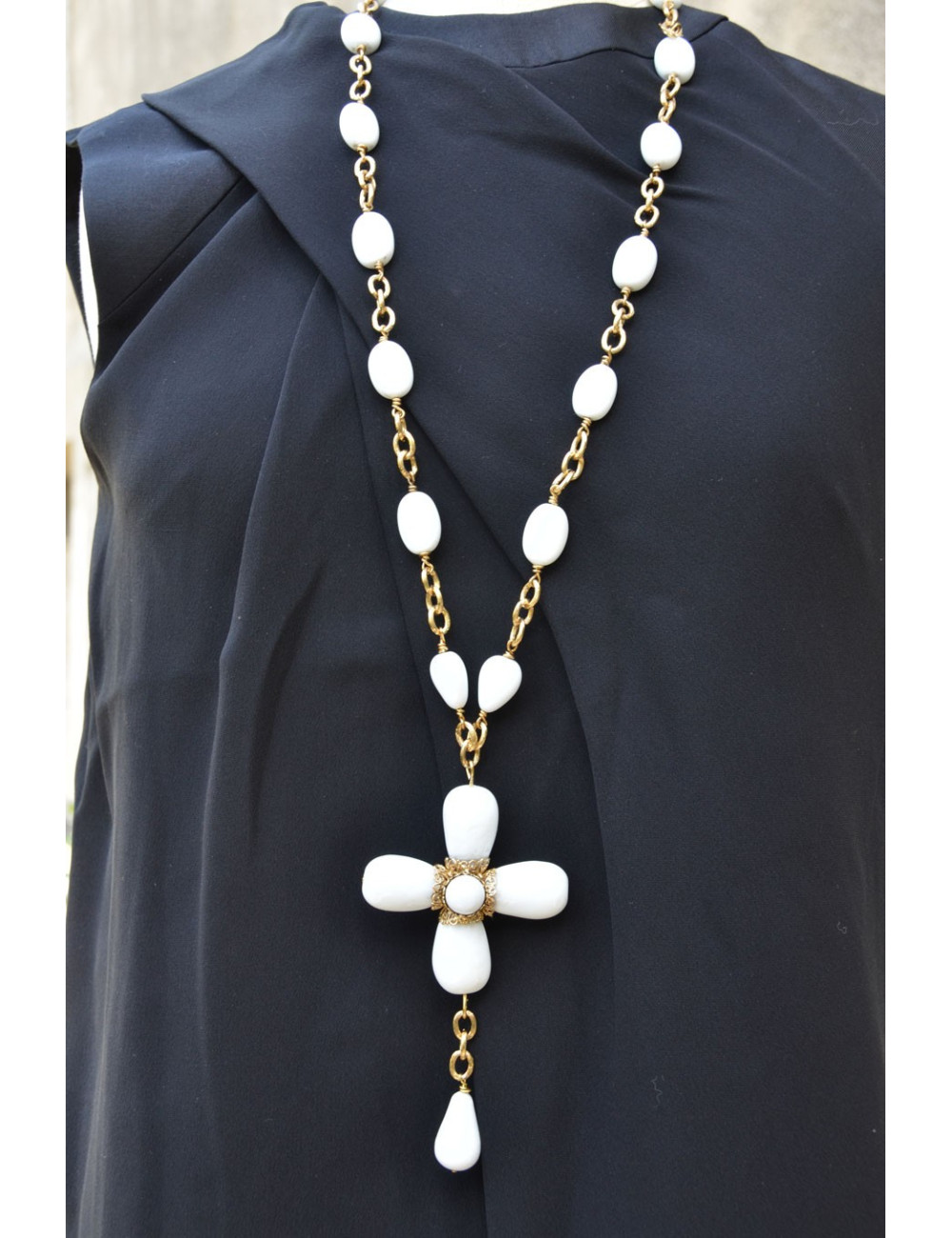 Collier Croix blanc Marguerite de Valois