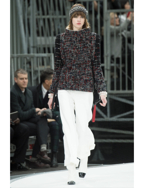 CHANEL black, white, blue and red tweed jacket, size 40 FR