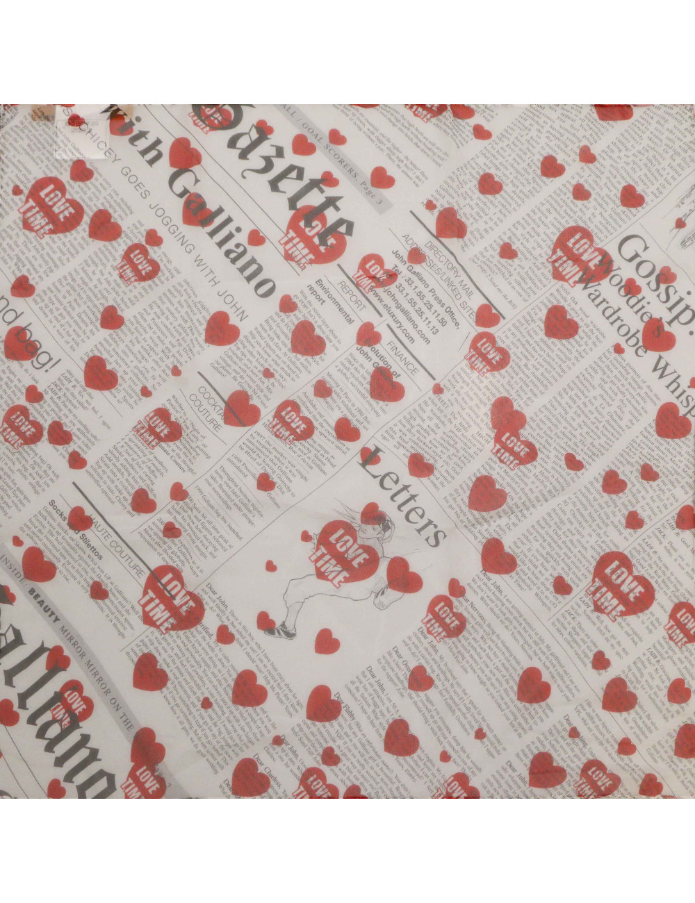 Carré JOHN GALLIANO