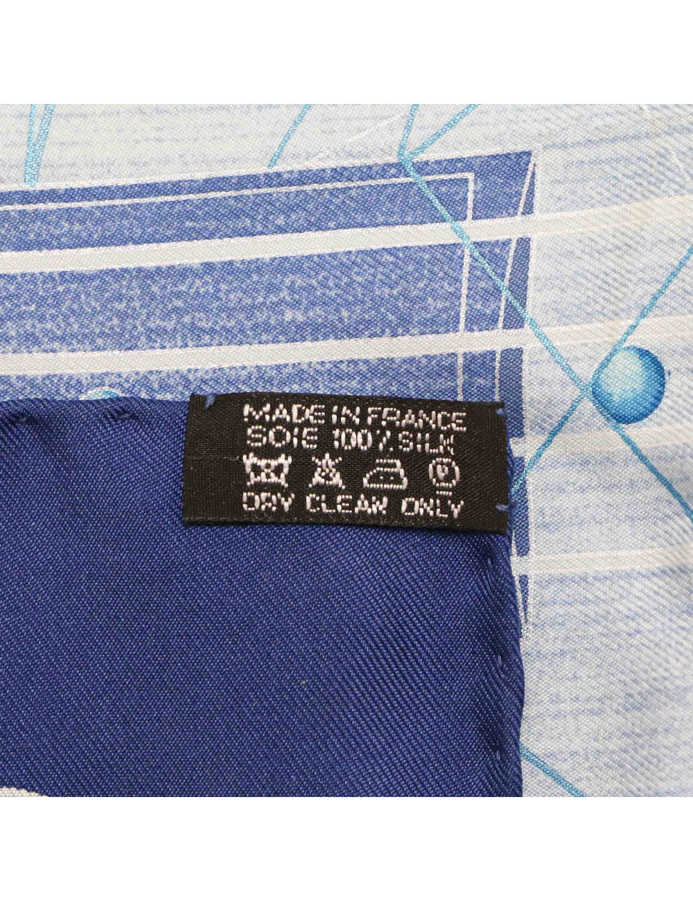 Carre HERMES Musique des sphères