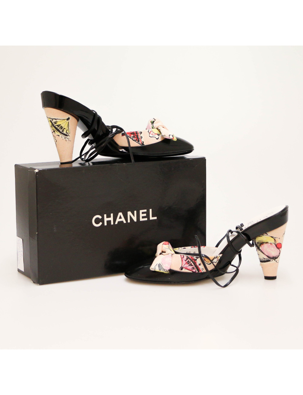 Escarpins T40 CHANEL 