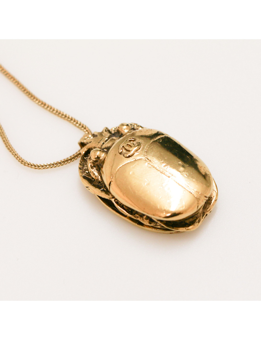 Collier CHANEL scarabee
