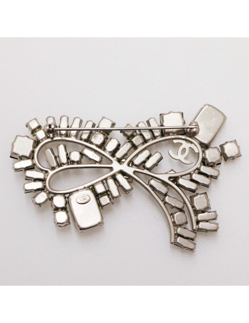 Broche CHANEL noeud strass perles