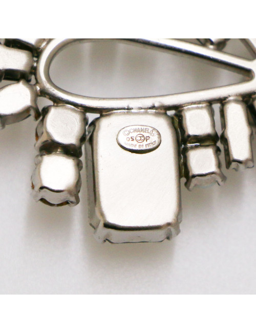 Broche CHANEL noeud strass perles