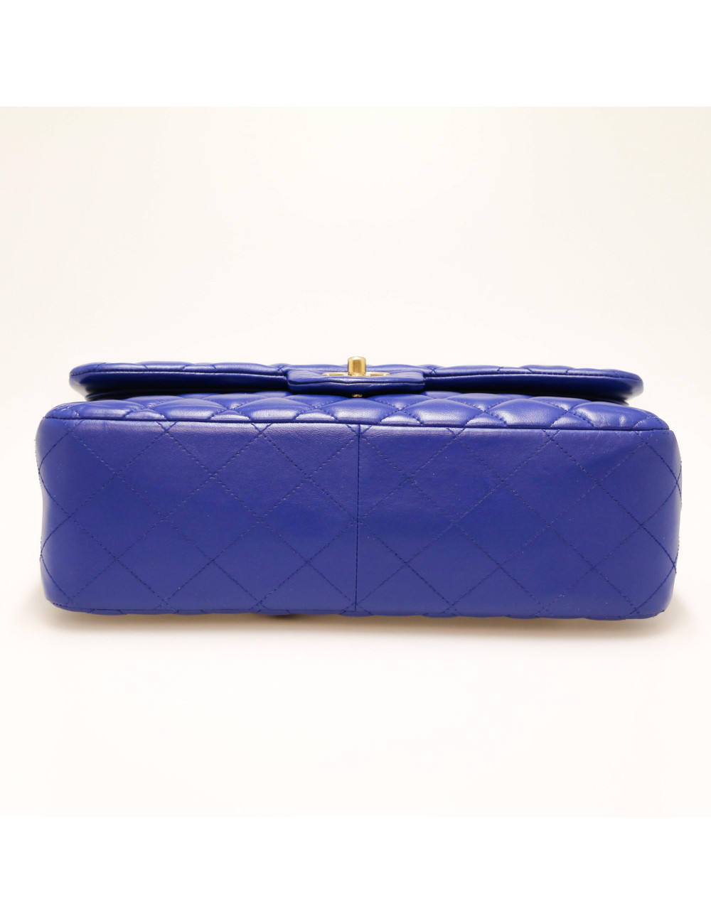 CHANEL lambskin  Jumbo bag