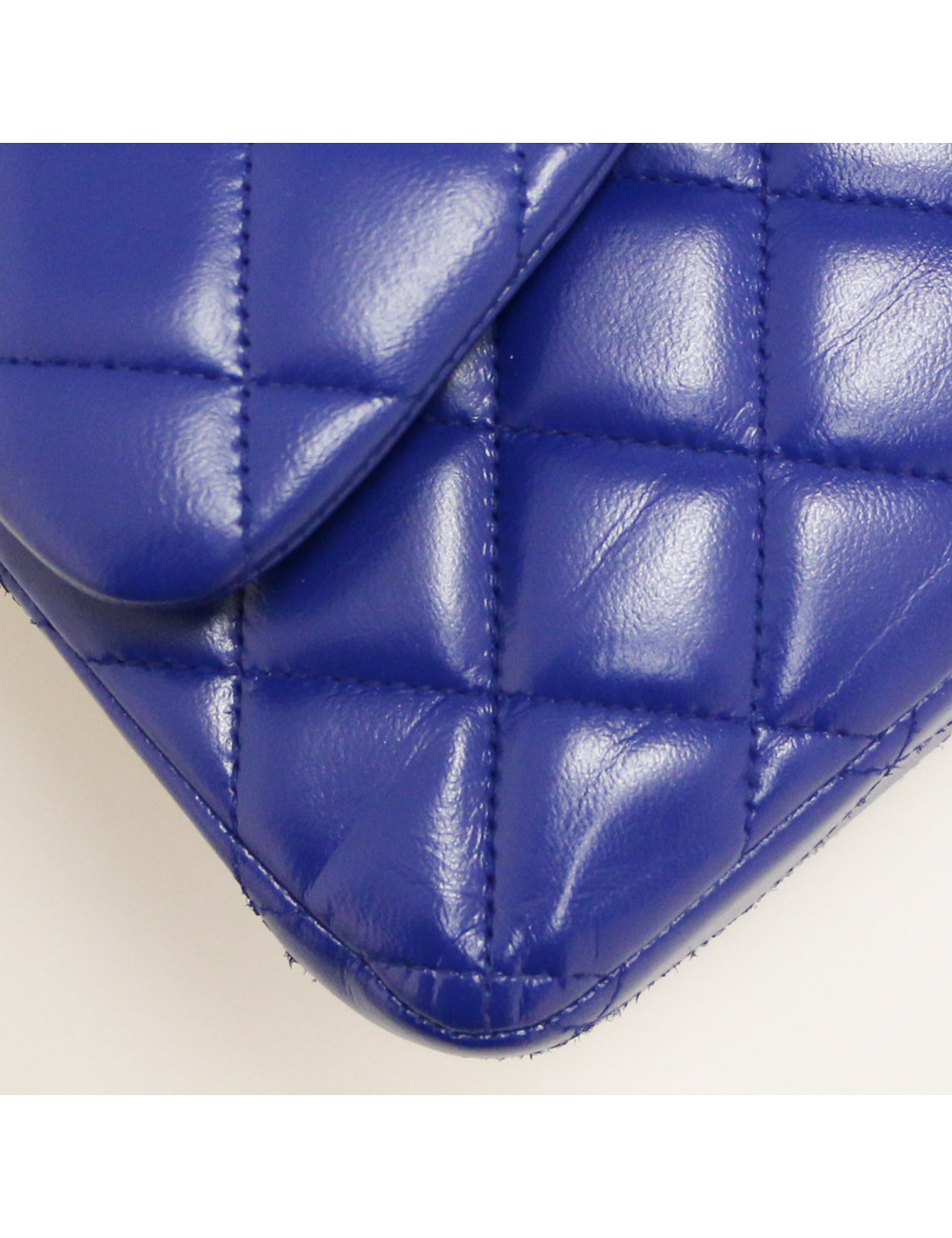 CHANEL lambskin  Jumbo bag