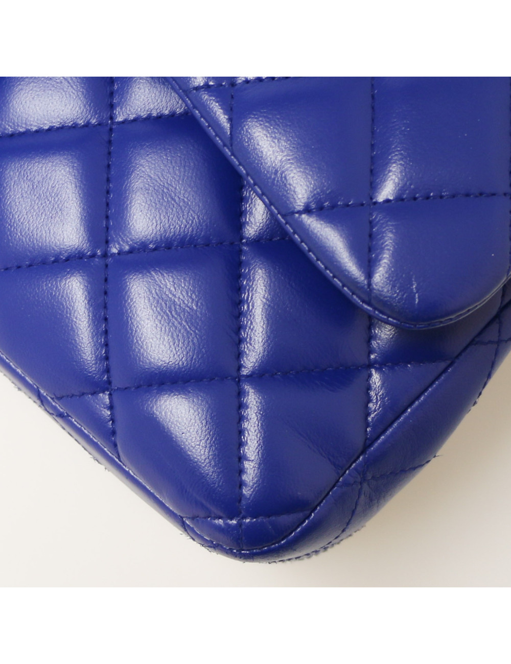 CHANEL lambskin  Jumbo bag