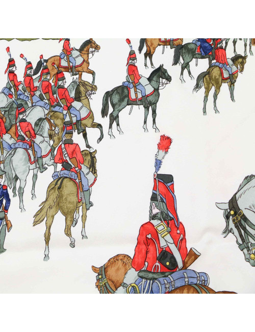 Carré HERMES Marine et cavalerie soie