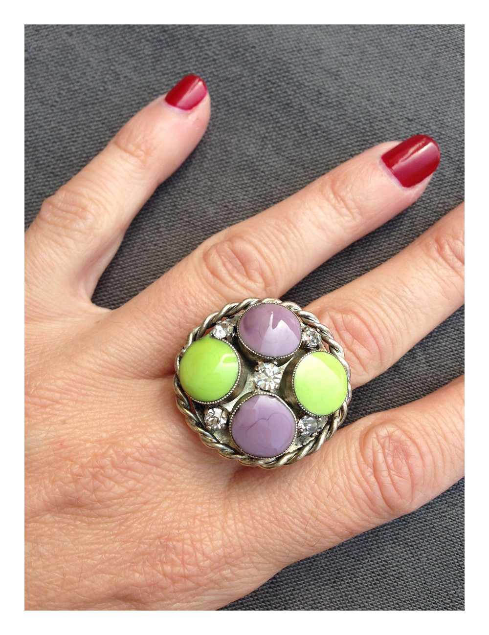 Bague ronde MARGUERITE DE VALOIS en pâte de verre